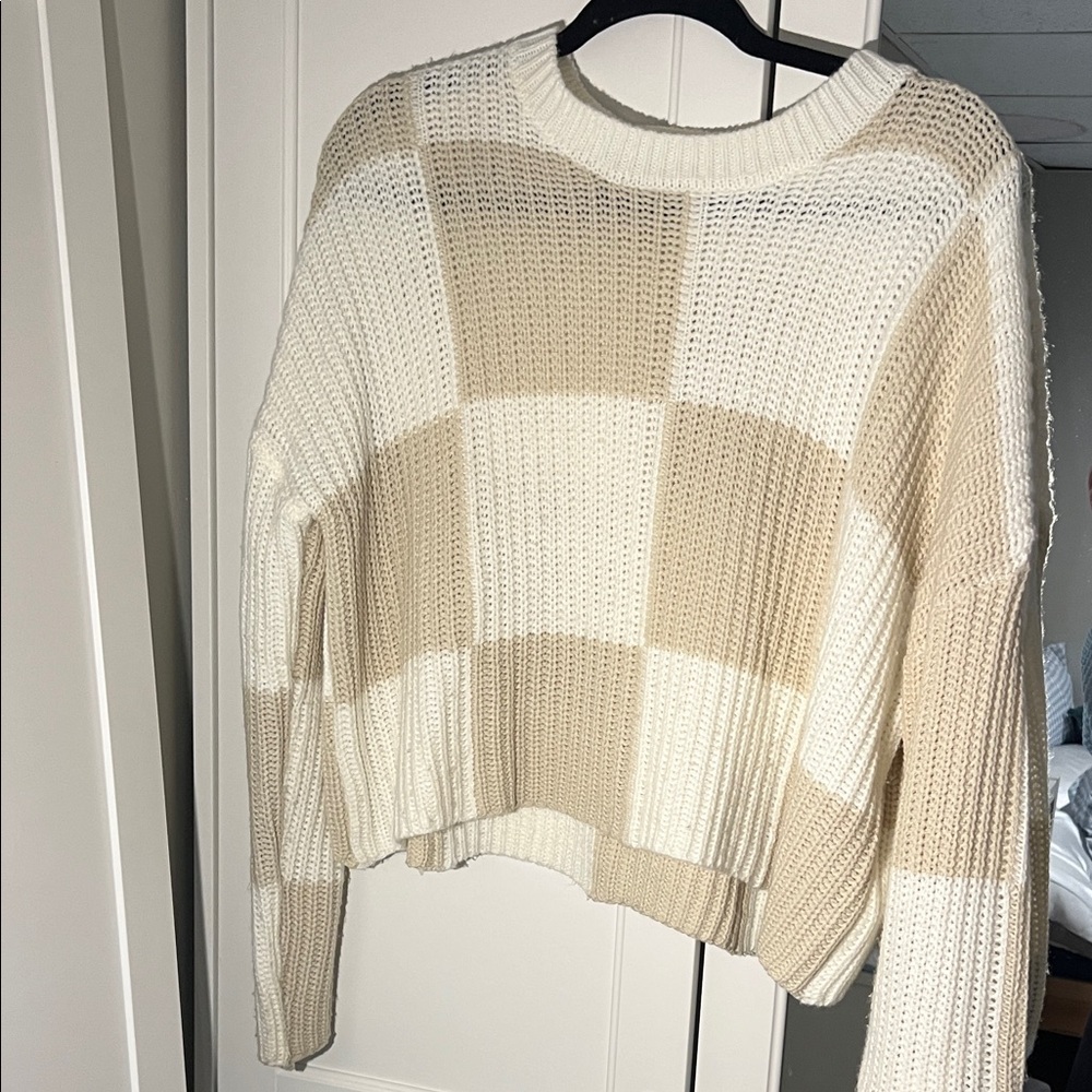 moon & madison Beige and Cream Checkered Sweater